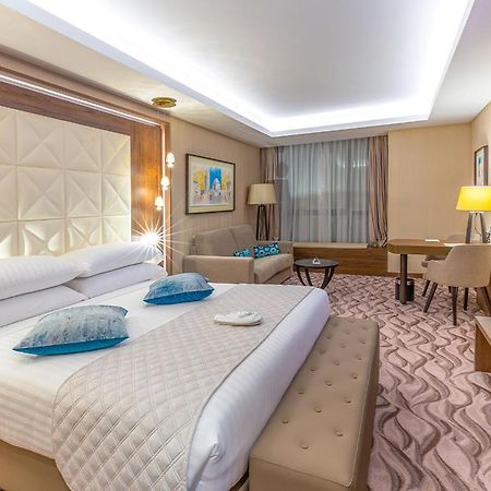 Az Hotels Grand Oran Es Senia Exteriér fotografie