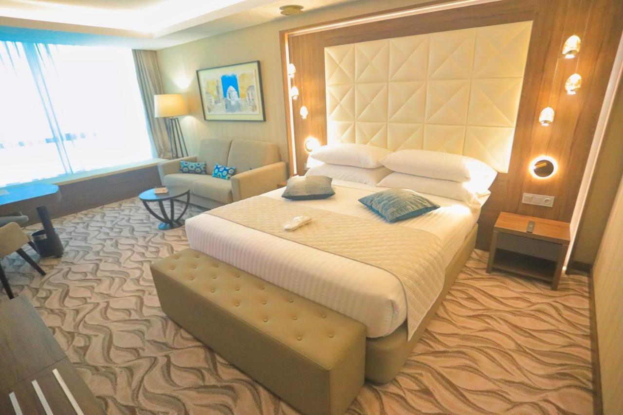 Az Hotels Grand Oran Es Senia Exteriér fotografie
