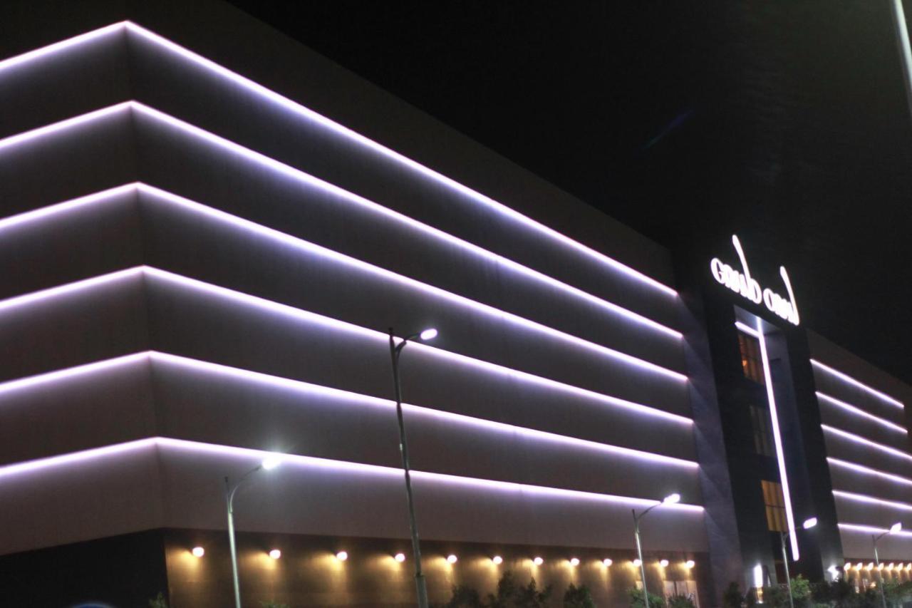 Az Hotels Grand Oran Es Senia Exteriér fotografie