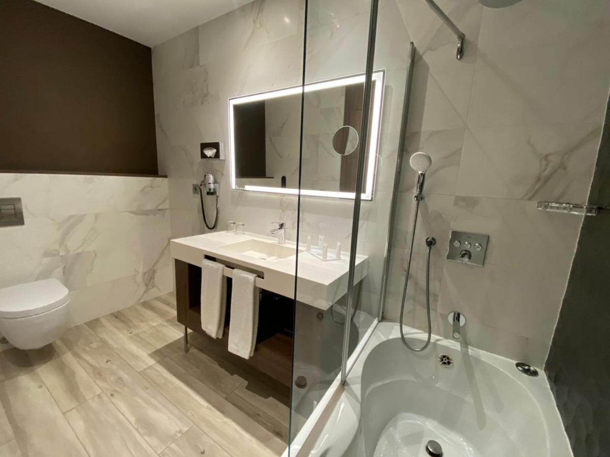 Az Hotels Grand Oran Es Senia Exteriér fotografie